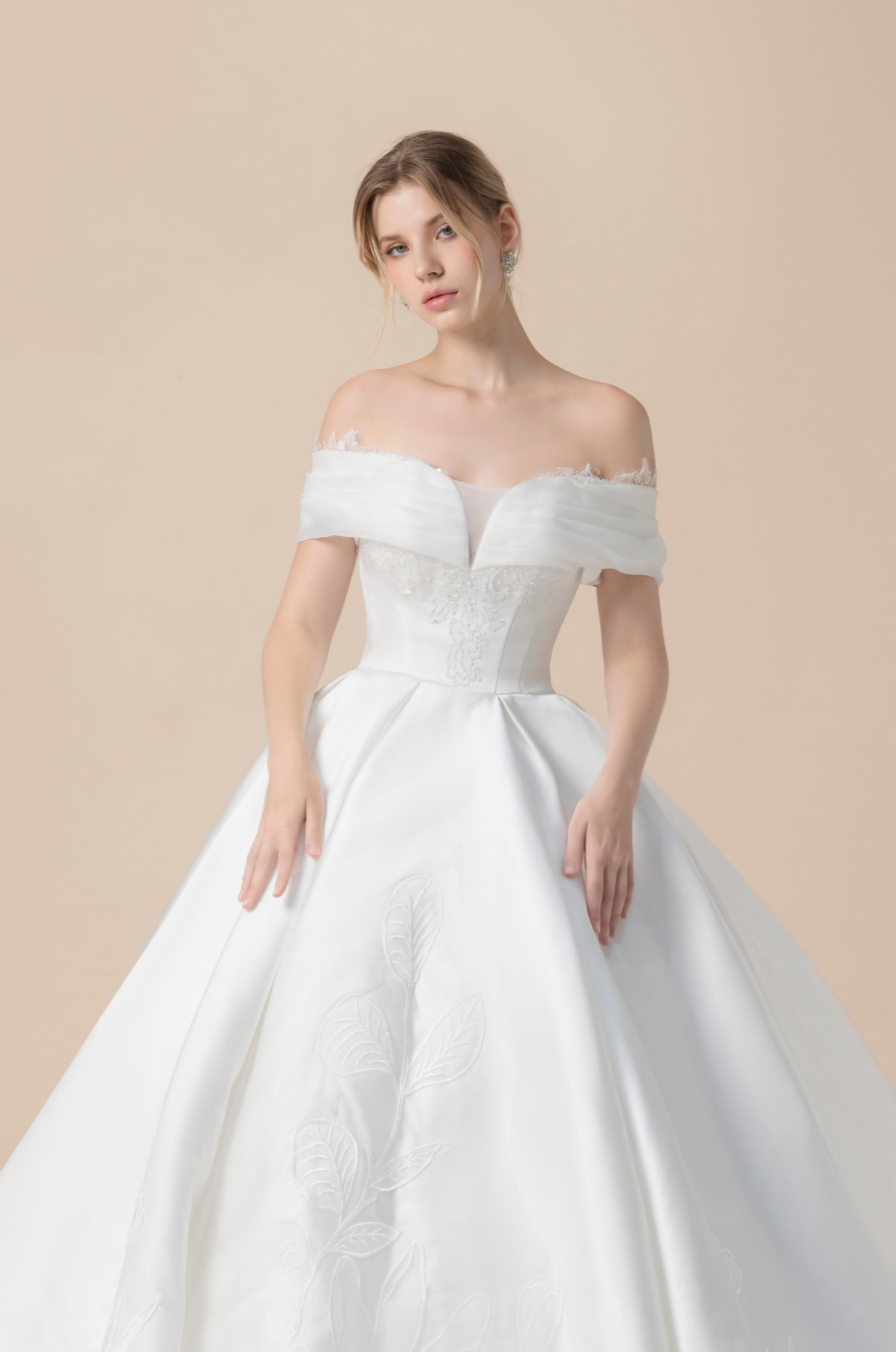 S_TITANIA - White