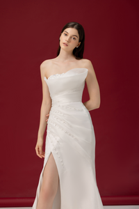 Q_BLOSSOM - White