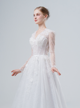Load image into Gallery viewer, I_HERA - White
