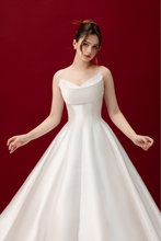 Load image into Gallery viewer, M_ PEONY - White
