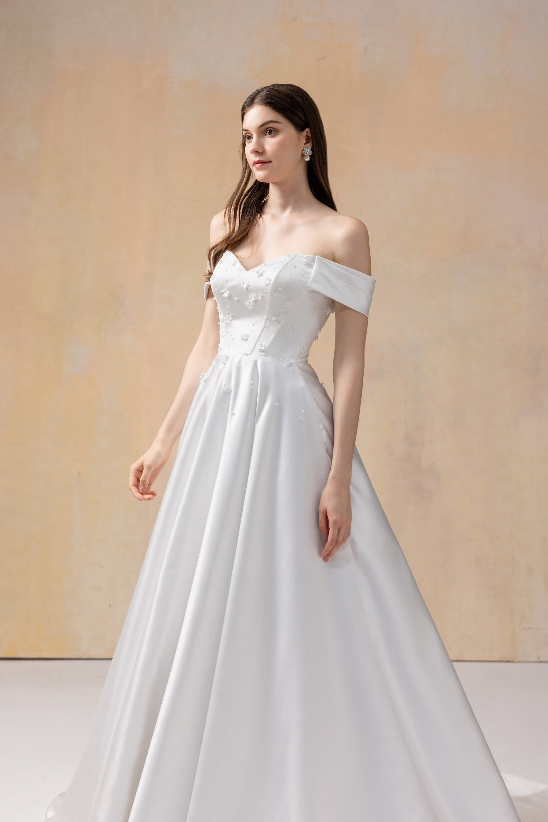 P_HANI - White