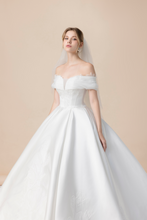 Load image into Gallery viewer, S_TITANIA - White
