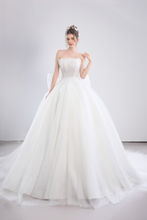 Load image into Gallery viewer, U_SELENA - White
