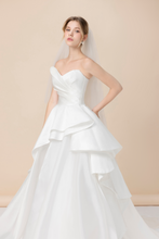 Load image into Gallery viewer, S_LOVE - White
