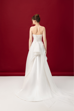 Load image into Gallery viewer, M-DONNA - White
