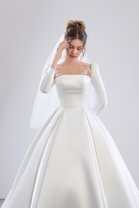 U_ALICE - White