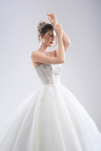 Load image into Gallery viewer, U_TIFFANY - White
