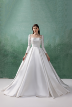 Load image into Gallery viewer, O_ALICE - White
