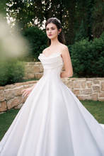 Load image into Gallery viewer, V_PEONY - White
