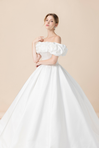 S_MONA - White