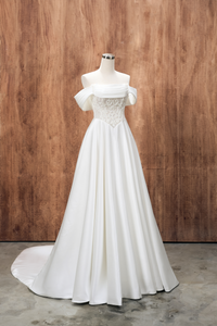X_ESTHER - White