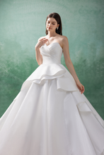 Load image into Gallery viewer, O_LOVE - White
