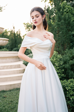 Load image into Gallery viewer, V_BELLA - White
