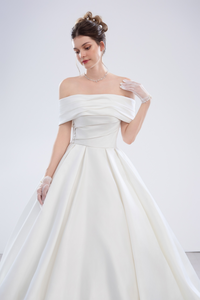 U_DIVA - White