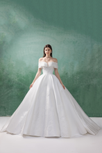 Load image into Gallery viewer, O_TITANIA - White
